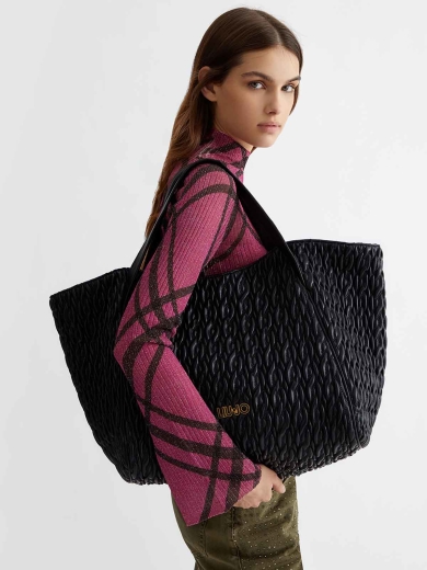 Mala Shopper Quilted com Clutch Preta